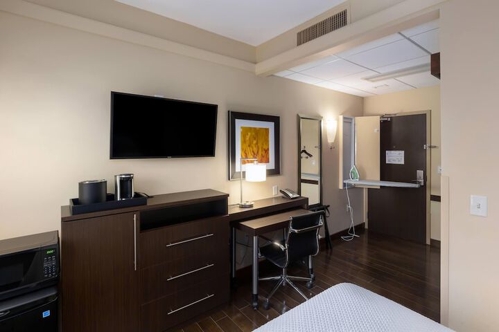 Room 14 of 35