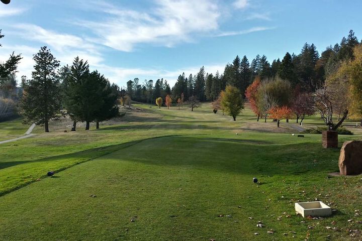 Grass Valley Courtyard Suites