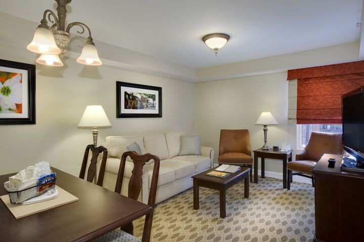 Room 51 of 63