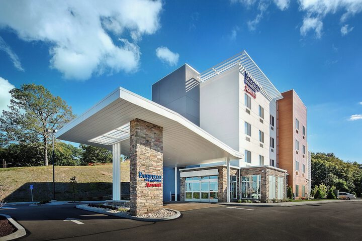Fairfield Inn & Suites Monaca
