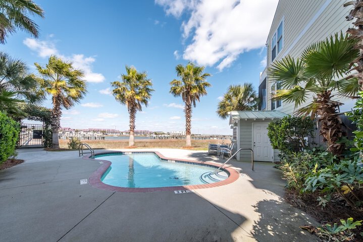 Pool 3 of 29