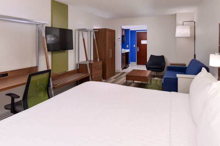Room 34 of 56