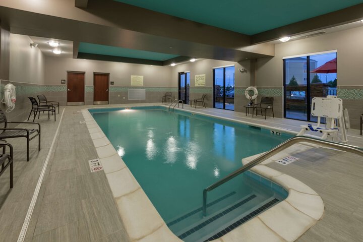 Hampton Inn & Suites Clarksville
