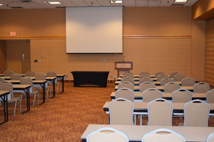 Gateway Hotel and Conference Center at Iowa State University