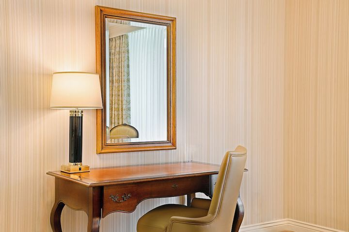 Room 20 of 63
