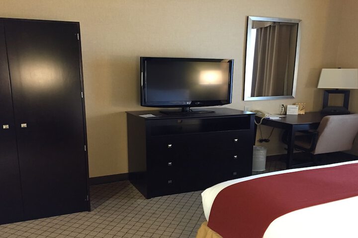 Room 49 of 86