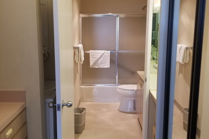 Room 135 of 229