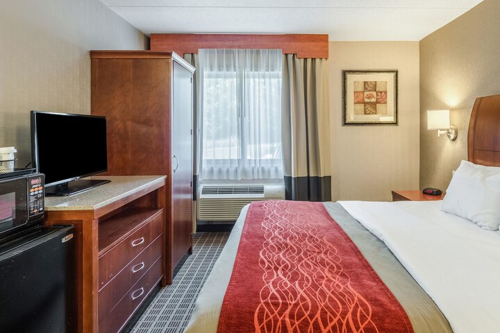 Room 27 of 54
