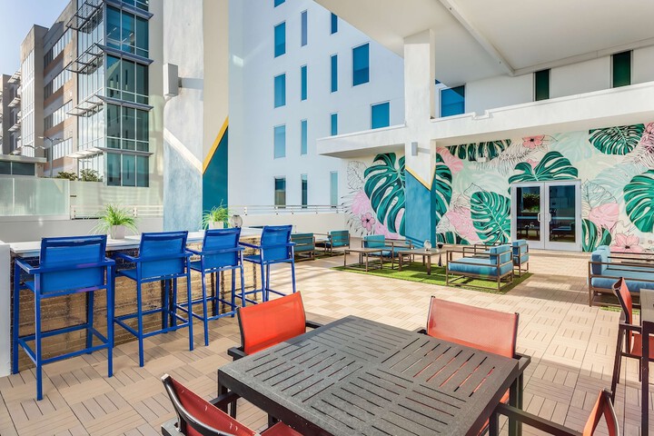 Terrace/Patio 94 of 98