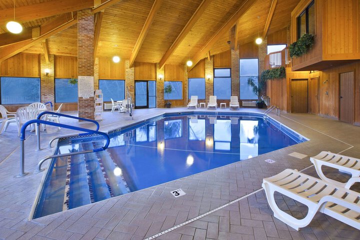 Pool 3 of 23