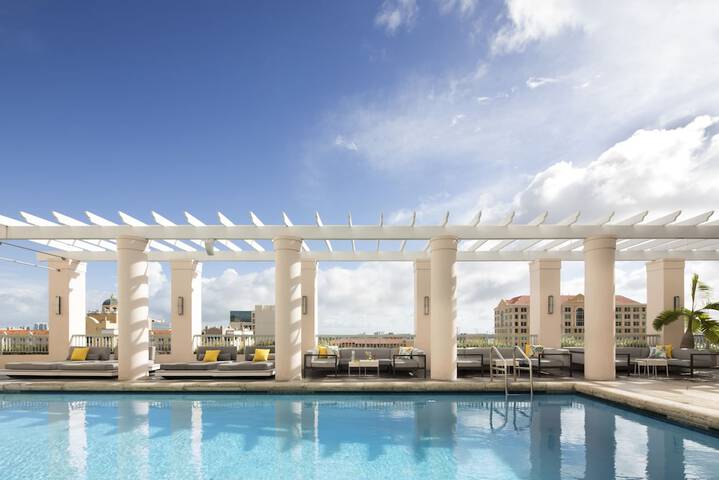 Hotel Colonnade Coral Gables Autograph Collection