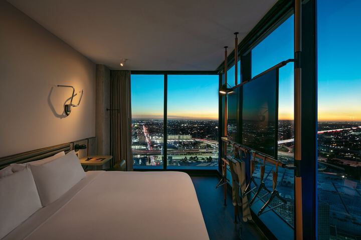Room 17 of 82