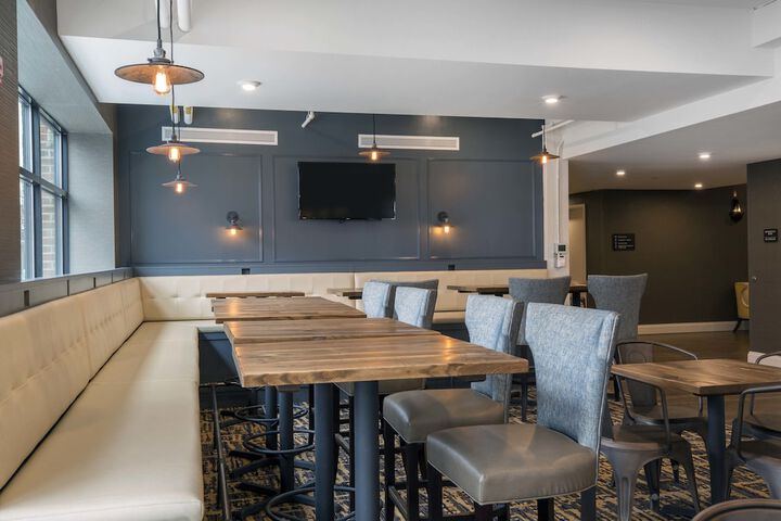 enVision Hotel Boston Everett