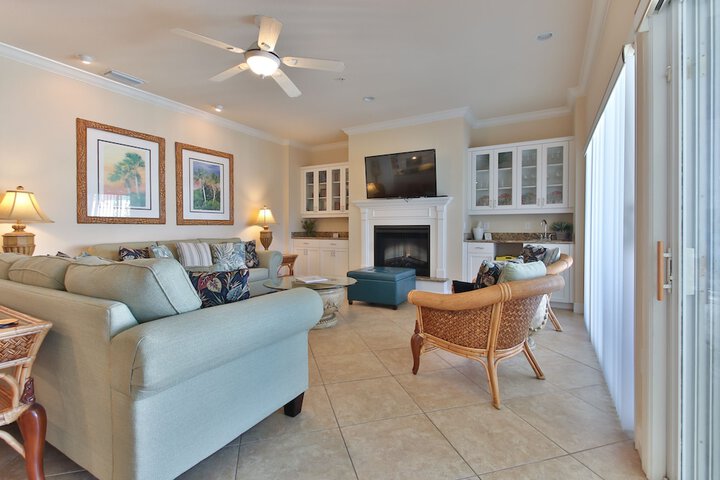 Tortuga Inn Beach Resort