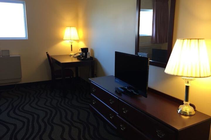 Room 9 of 40