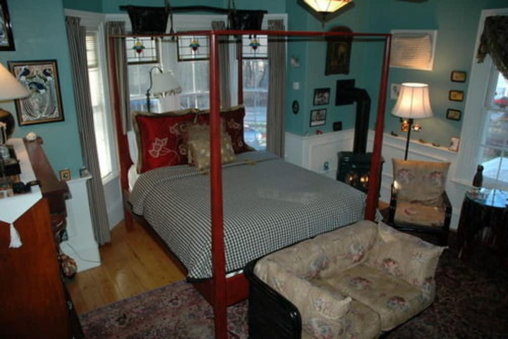 Room 17 of 50