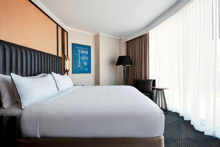 Room 55 of 128