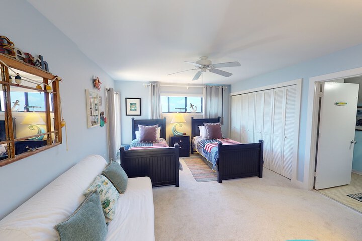 Litchfield Beach & Golf Resort