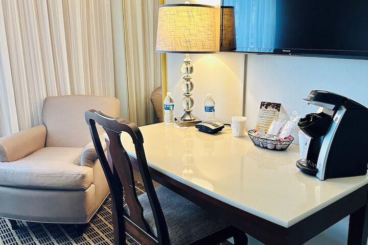Room 14 of 85