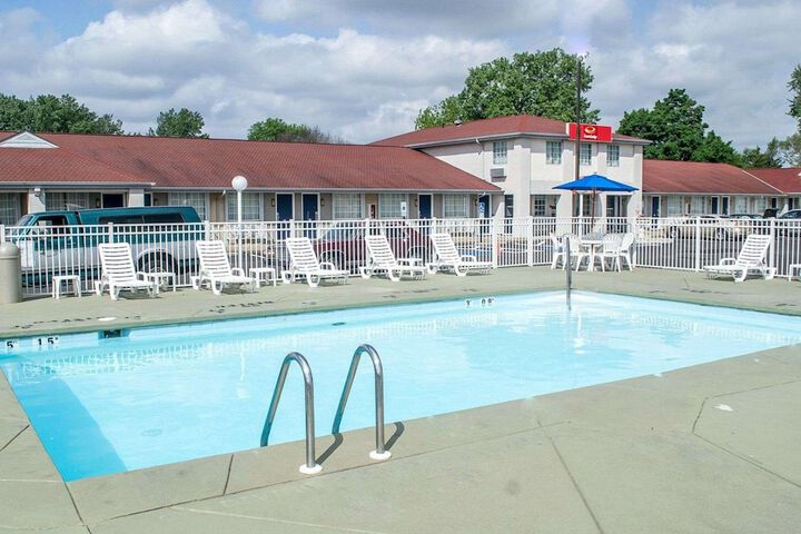 Pool 6 of 60