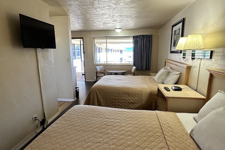 Room 18 of 19