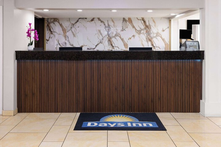 Days Inn by Wyndham Florence Near Civic Center