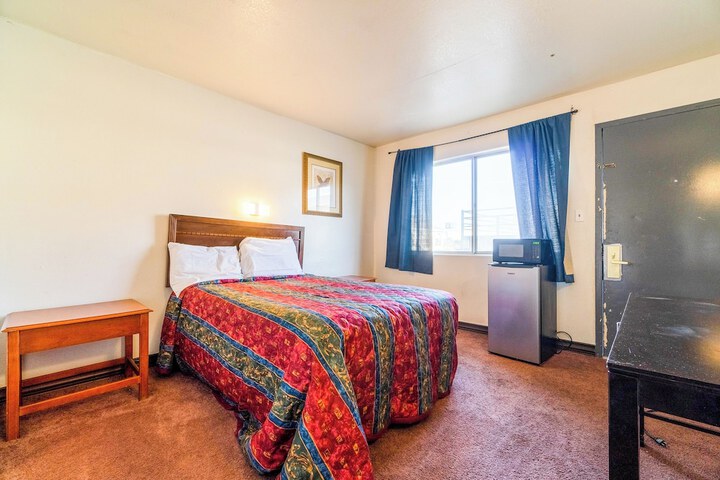 Room 76 of 123