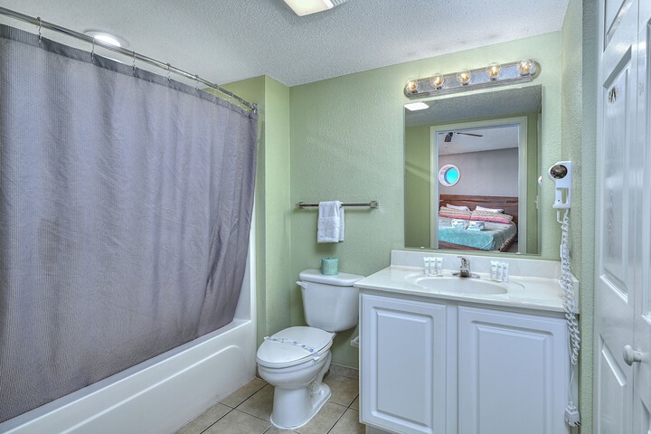 Room 82 of 115
