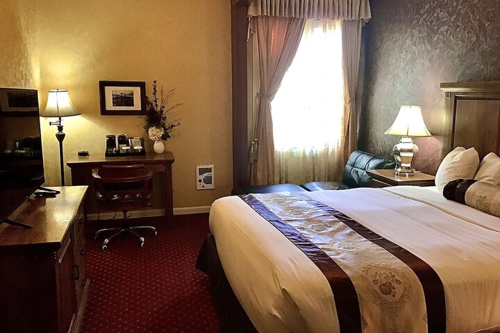 Eureka Inn Trademark Collection by Wyndham