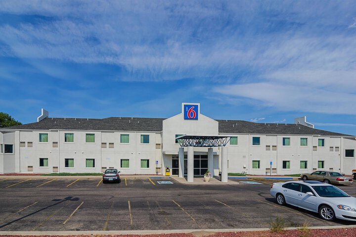 Hotel 8 of 56