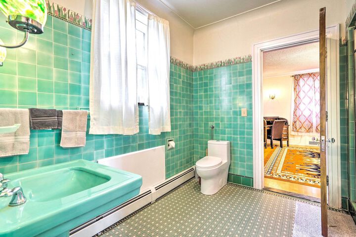 Charming Historic Home 1 Mi to Dtwn Olean!