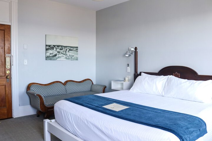 Emerson Inn