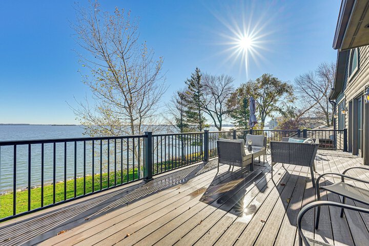 Waterfront Home w / Boat Dock & Deck in Storm Lake!