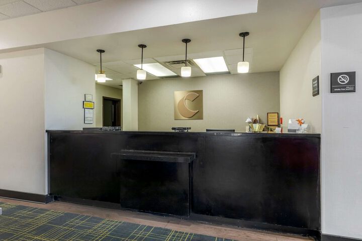 Hotel Interior 6 of 29