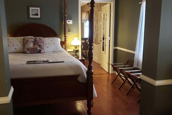 The Carriage Inn B & B