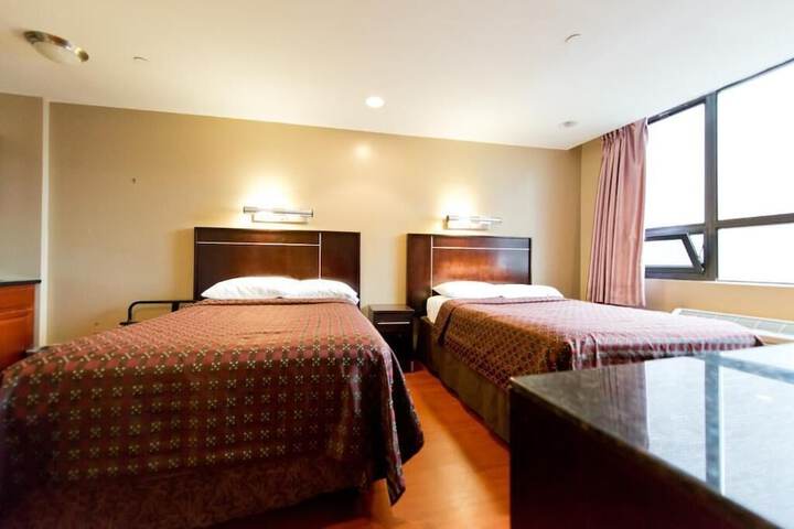 Room 18 of 40