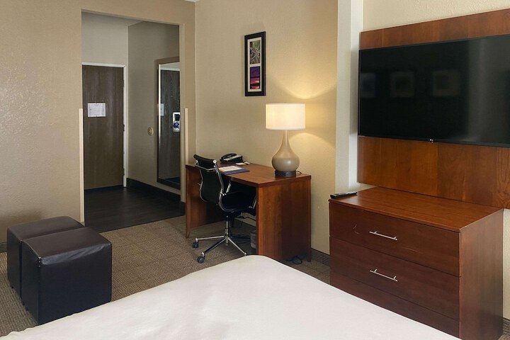 Room 29 of 41