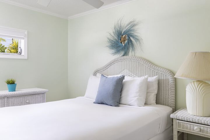 Room 42 of 61