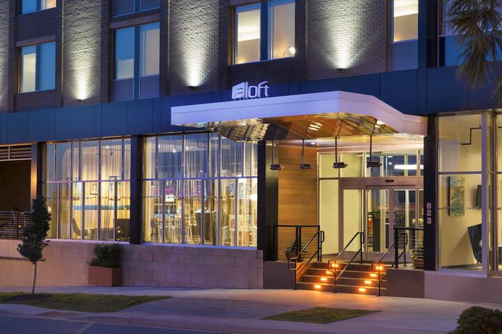 Hotel 5 of 59