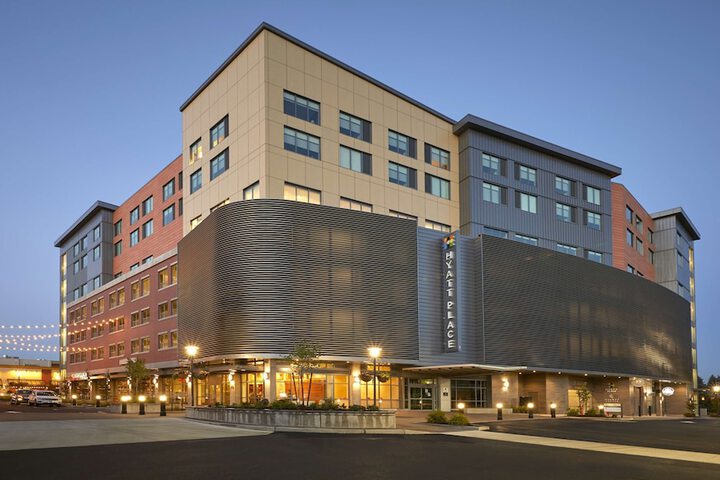 Hotel 2 of 43