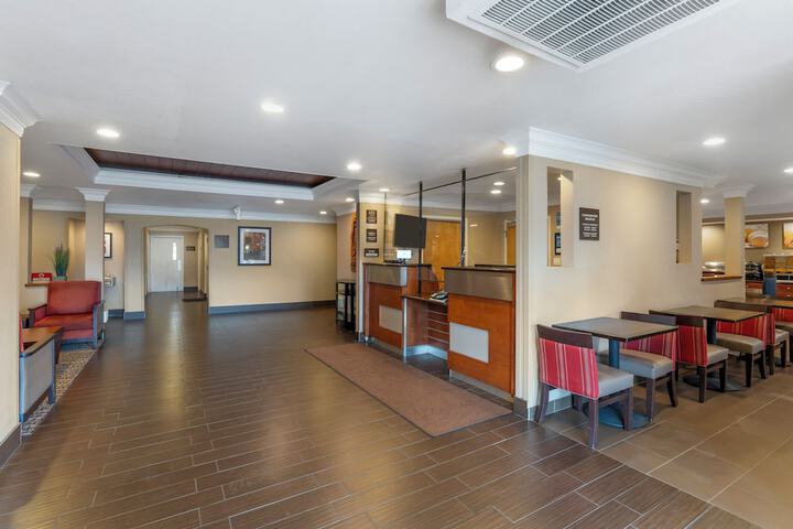 Hotel Interior 9 of 42