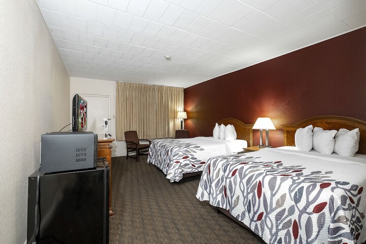 Room 18 of 50