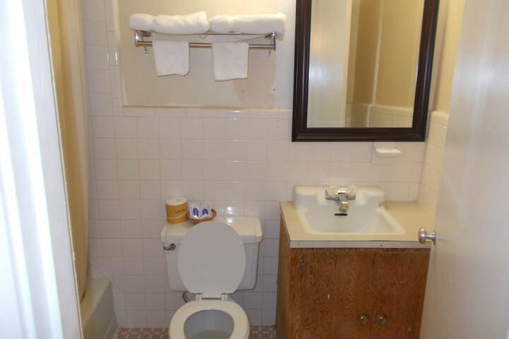 Room 18 of 50
