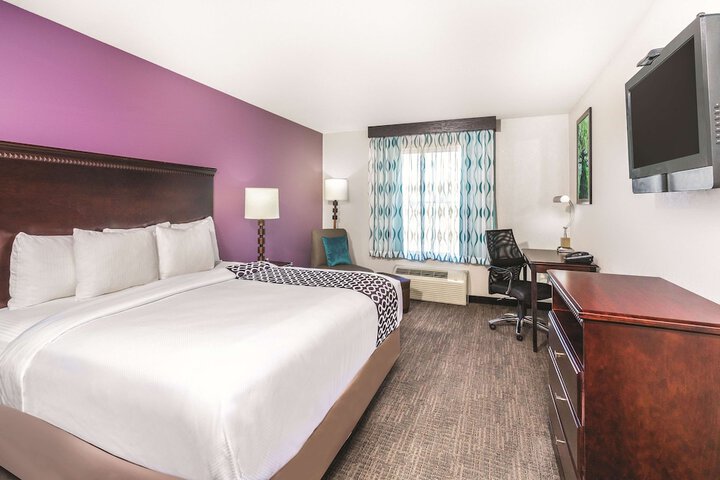 La Quinta Inn & Suites by Wyndham Rome