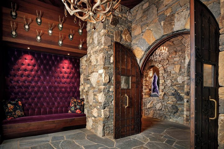 Grand Bohemian Lodge Asheville Autograph Collection