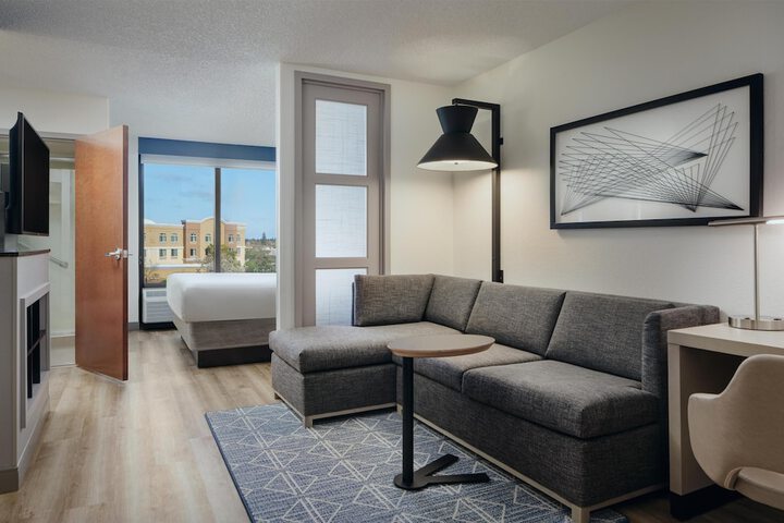 Hyatt Place Sacramento / Rancho Cordova