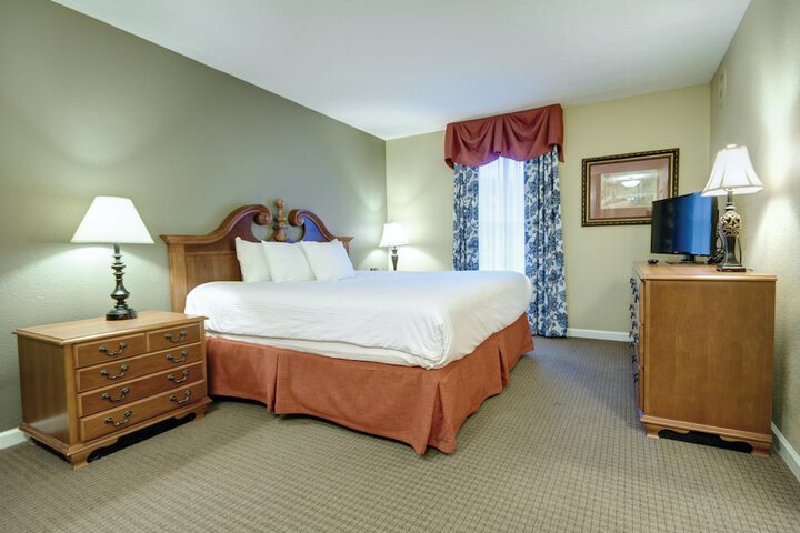 Room 33 of 67