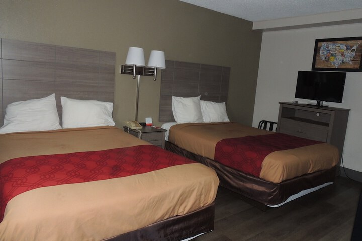 Room 28 of 38