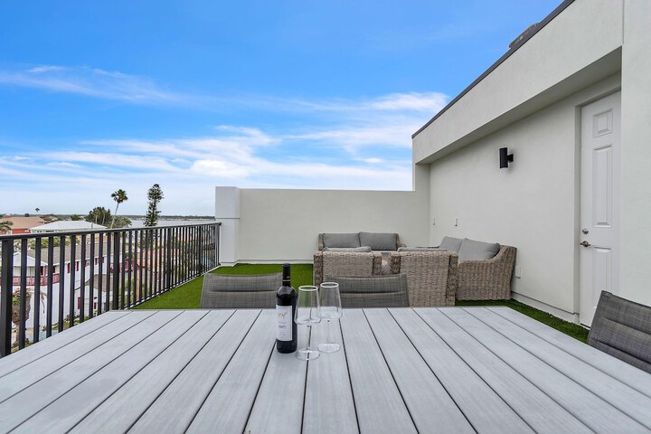 Azul Townhomes A1