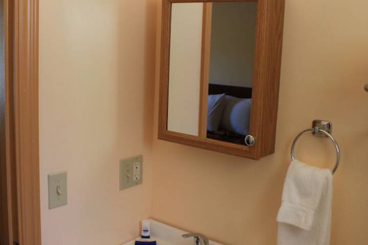 Gold Trail Motor Lodge